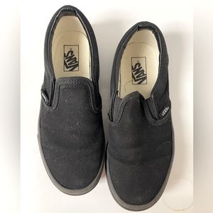 EUC black Vans OldSkool Slip Ons Kids sz2